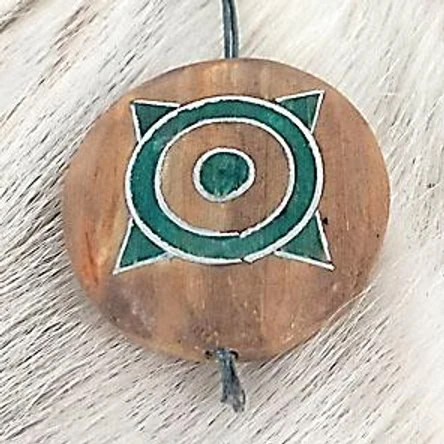ПОДВЕСКА «Солярный знак» из дерева