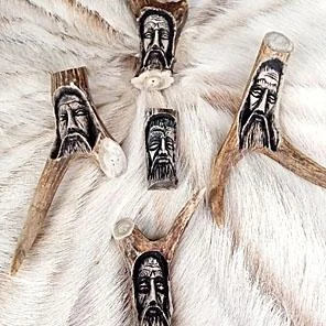 МАГНИТ «Мудрец в роге косули»