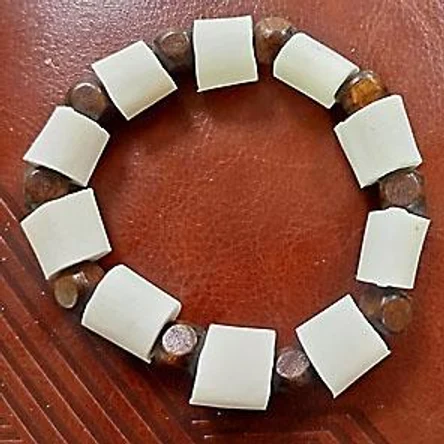 БРАСЛЕТ (из костей медведя)